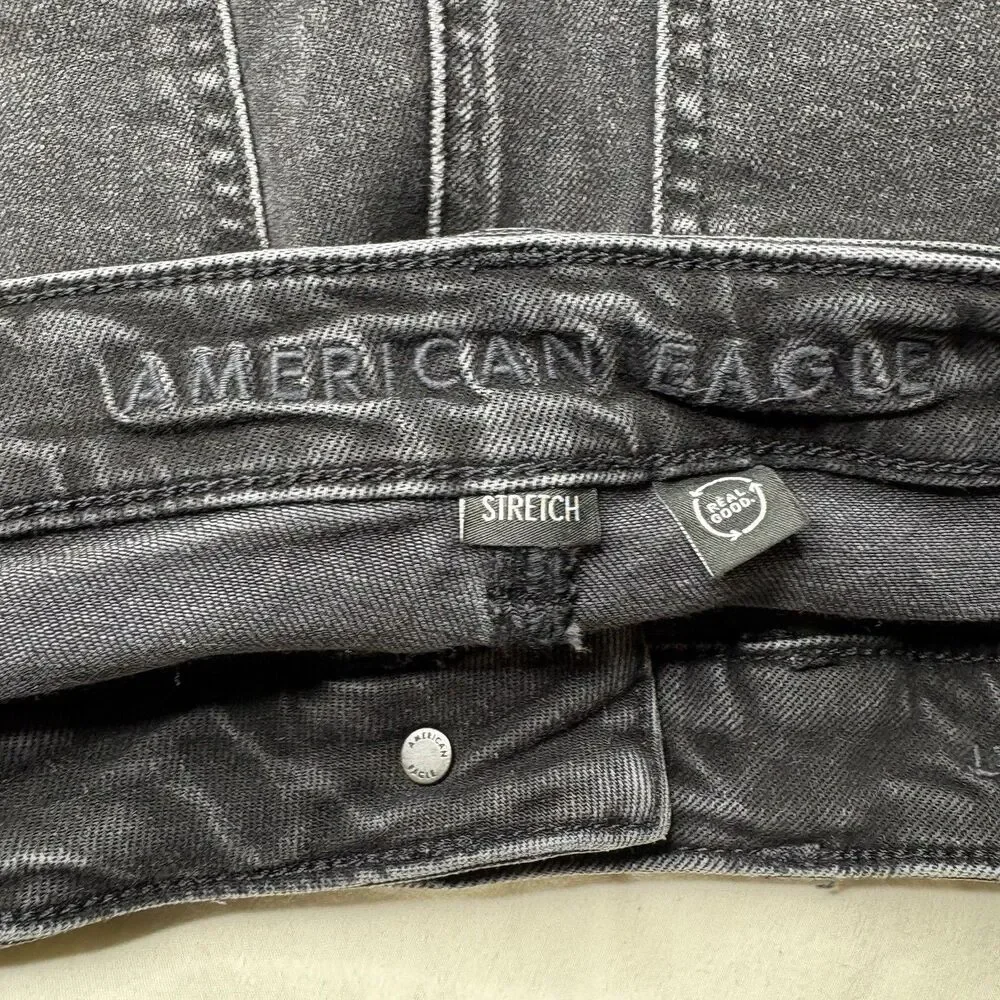 American Eagle Mom Shorts Denim Distressed Black Jean High Rise Stretch Size 4